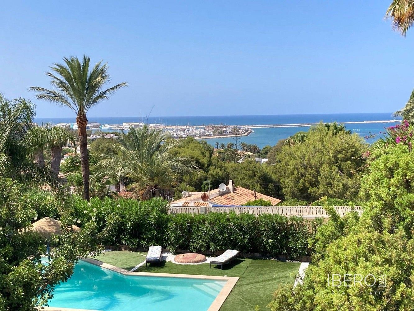 Prodej rodinný dům - Denia, ES, 180 m² - 2