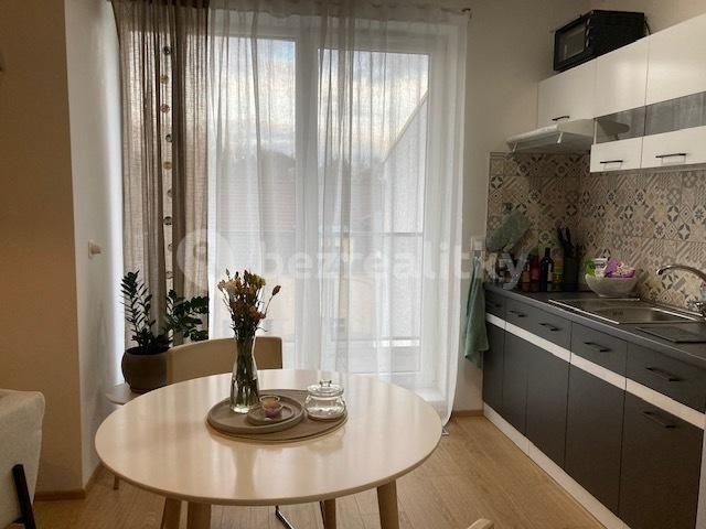 Byt 1+kk · 37 m² · Mezilehlá, Praha - Hrdlořezy - 3