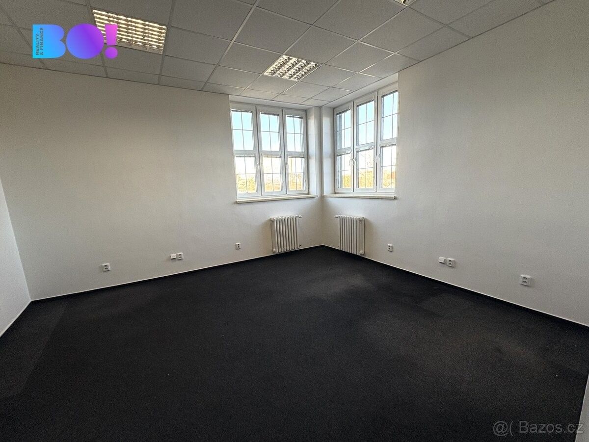 Pronájem obchodní prostory - Třinec, 739 61
