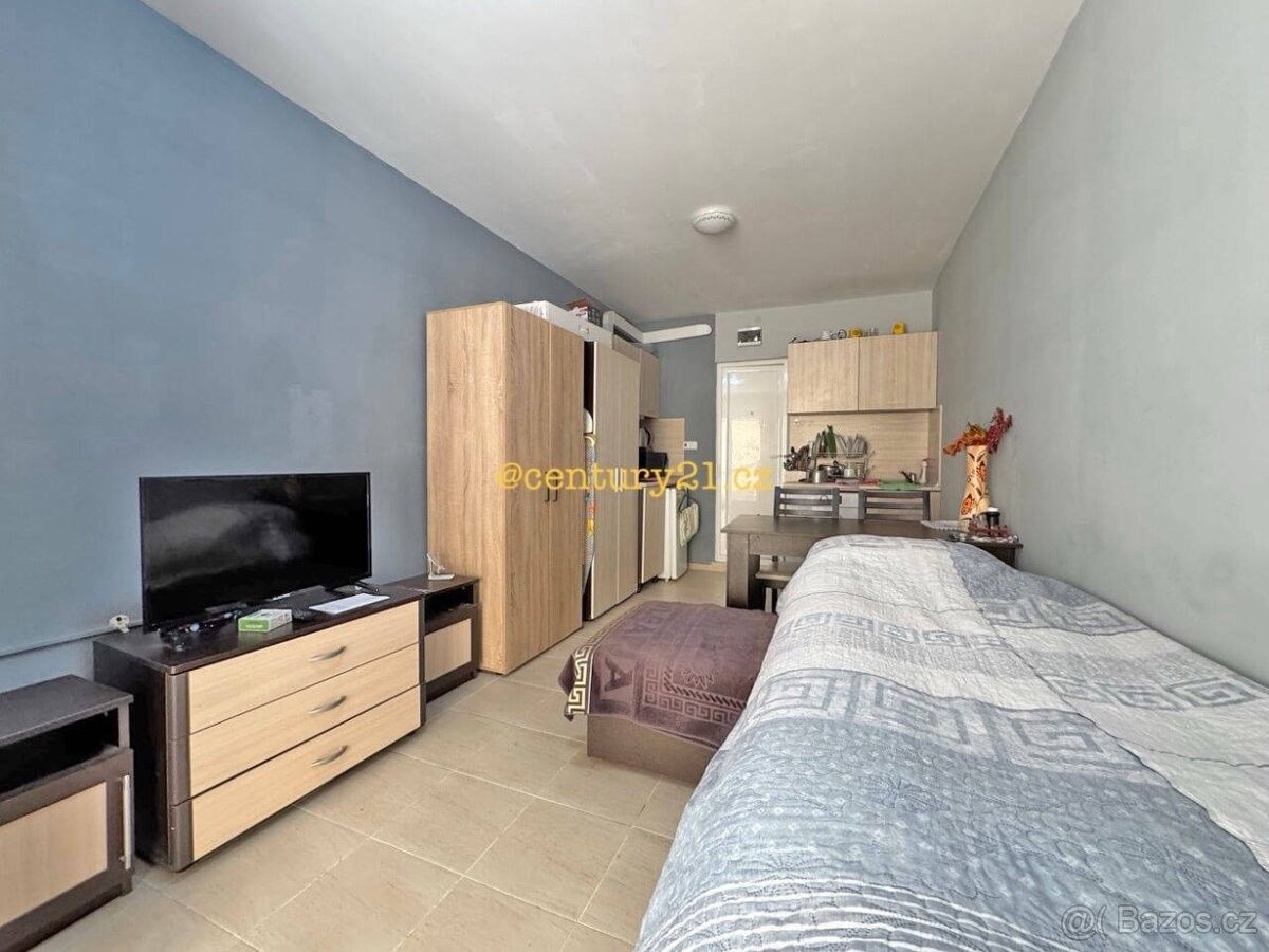 Prodej byt - 987 66, Zahraničí