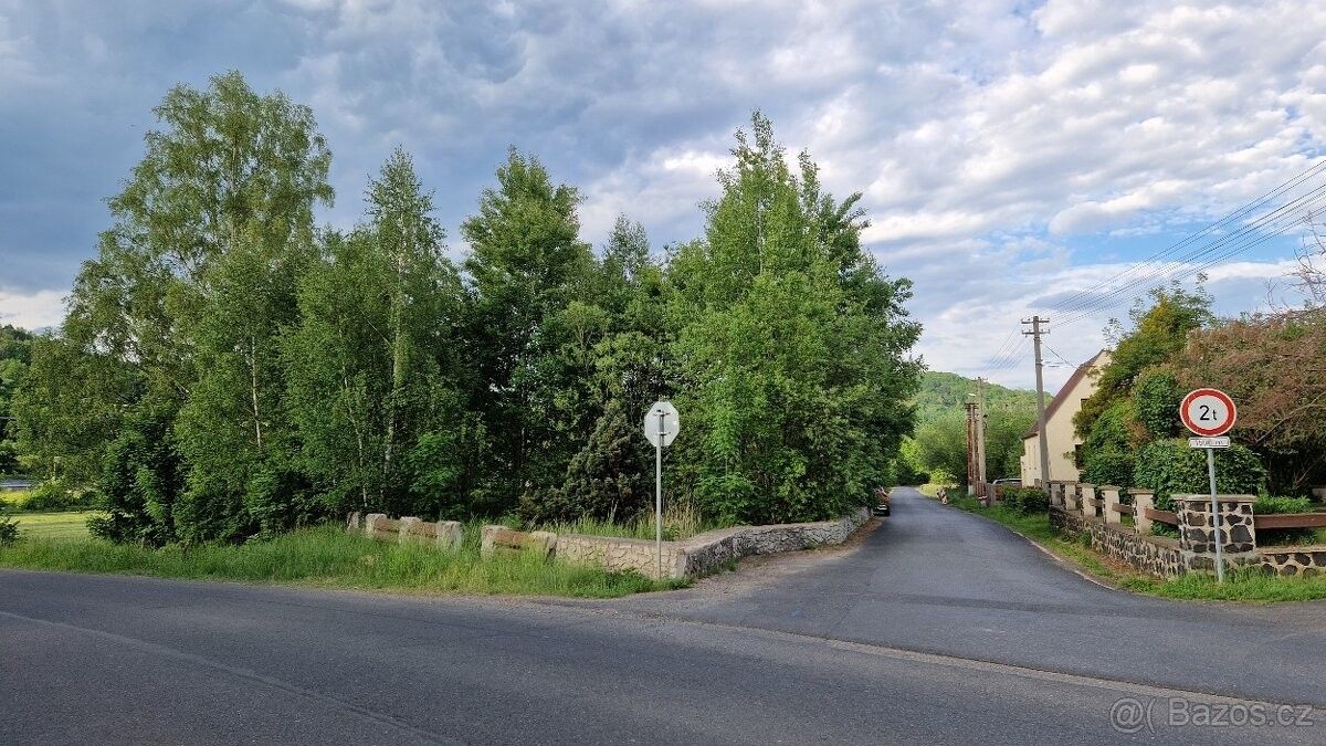 Prodej pozemek pro bydlení - Děčín, 405 02