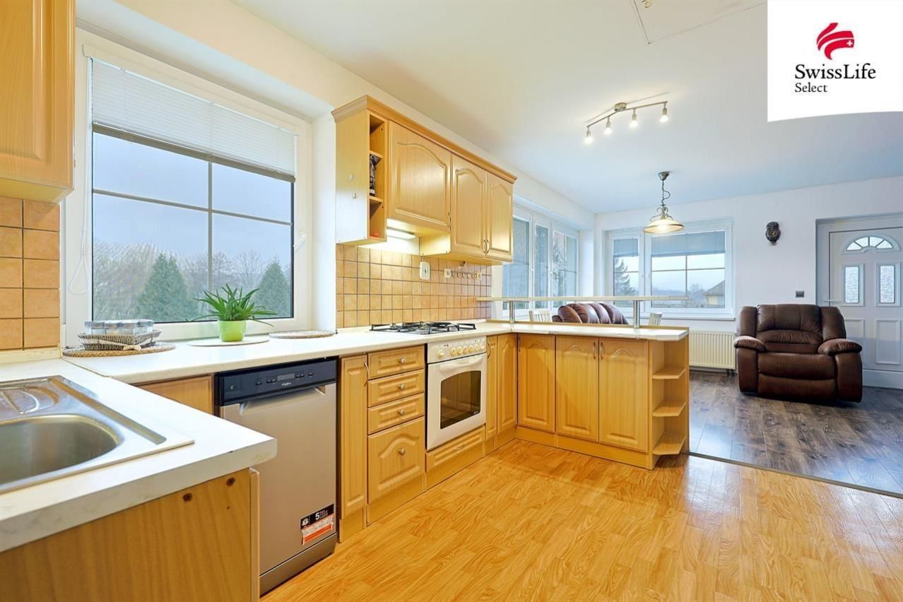 Prodej rodinný dům - Žákava, 200 m²