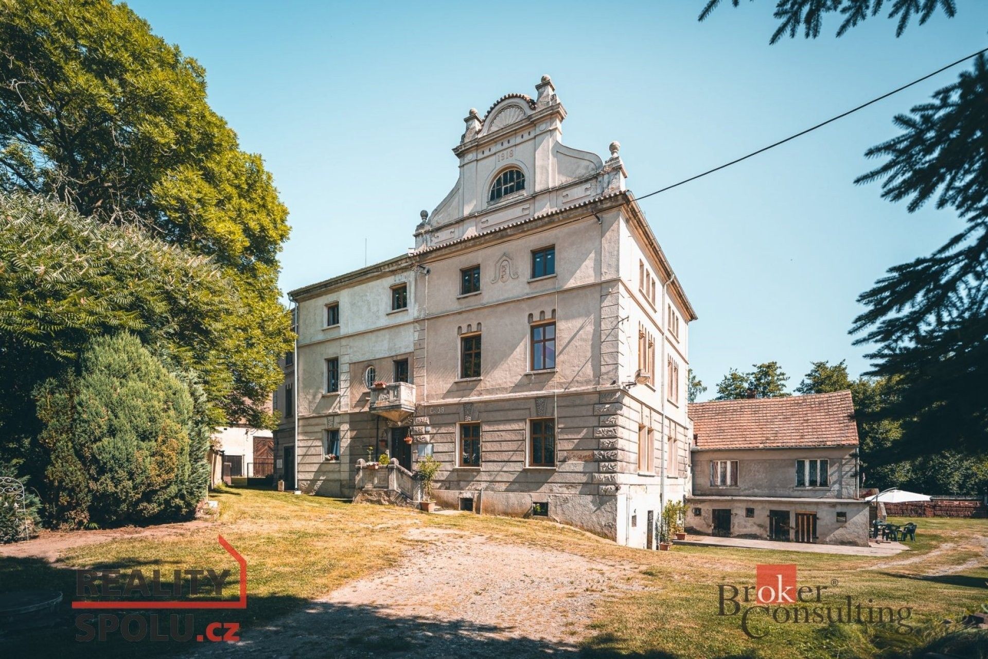 Prodej vila - K Cihelně, Horní Bříza, 1 170 m²