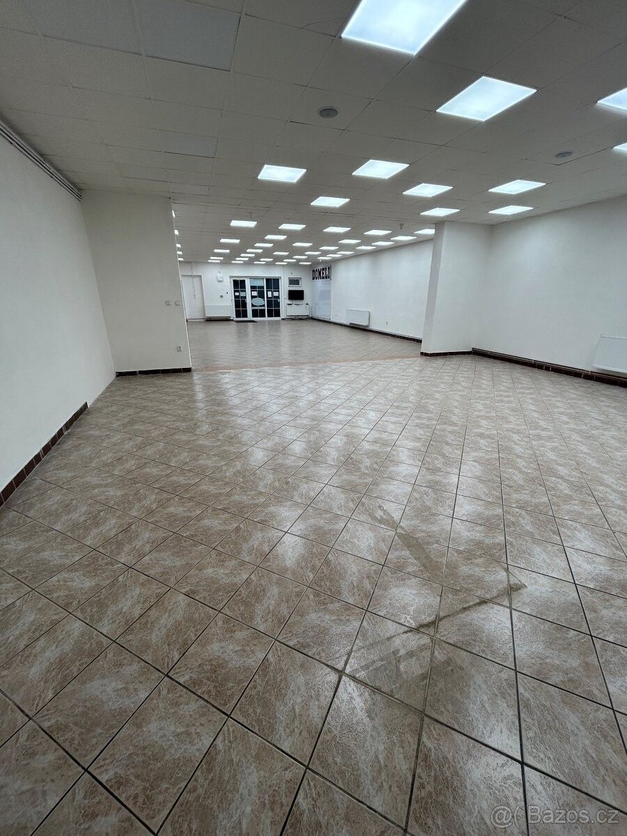 Obchodní prostory, Žatec, 438 01