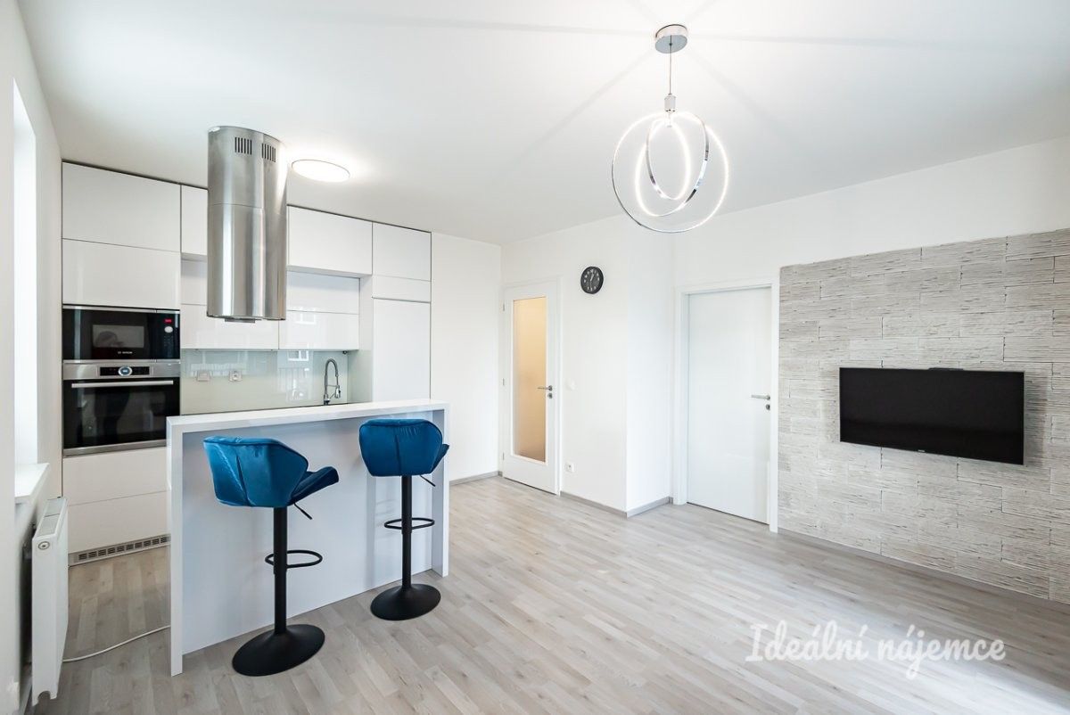 Pronájem byt 2+kk - Strnadových, Praha, 50 m² - 5