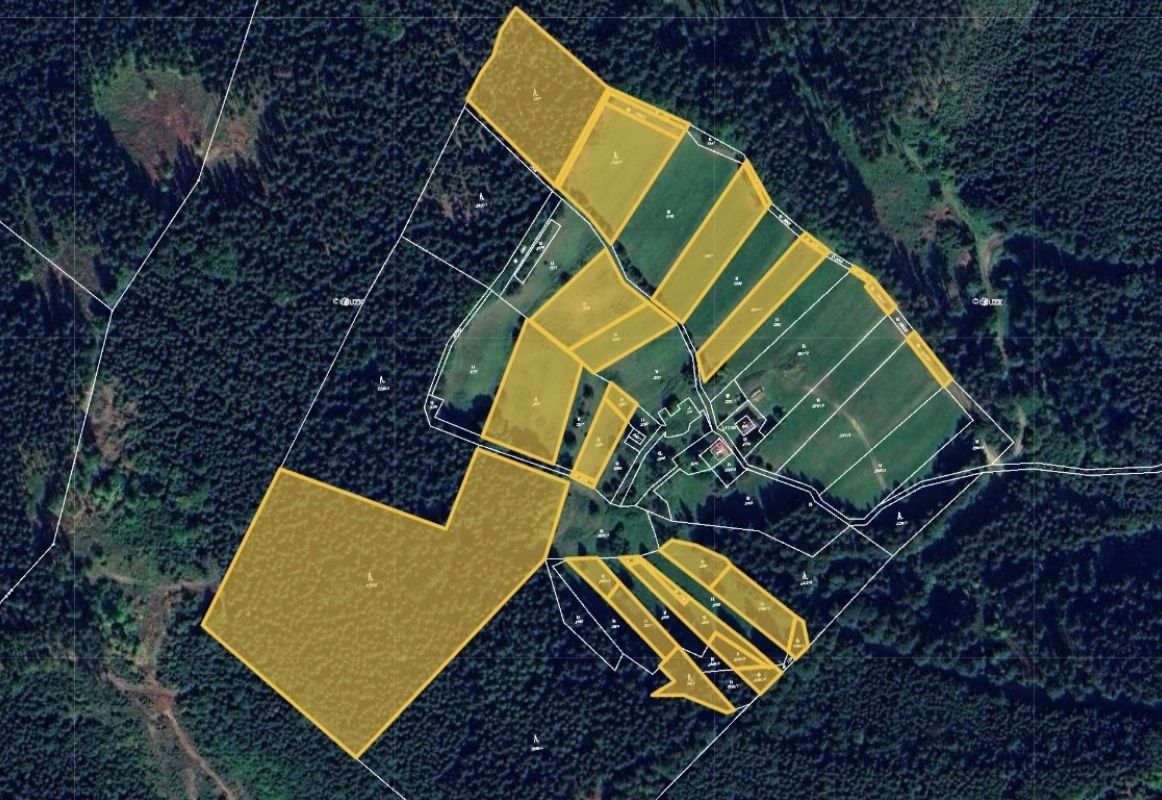 Lesy, Horní Lomná, 9 672 m²