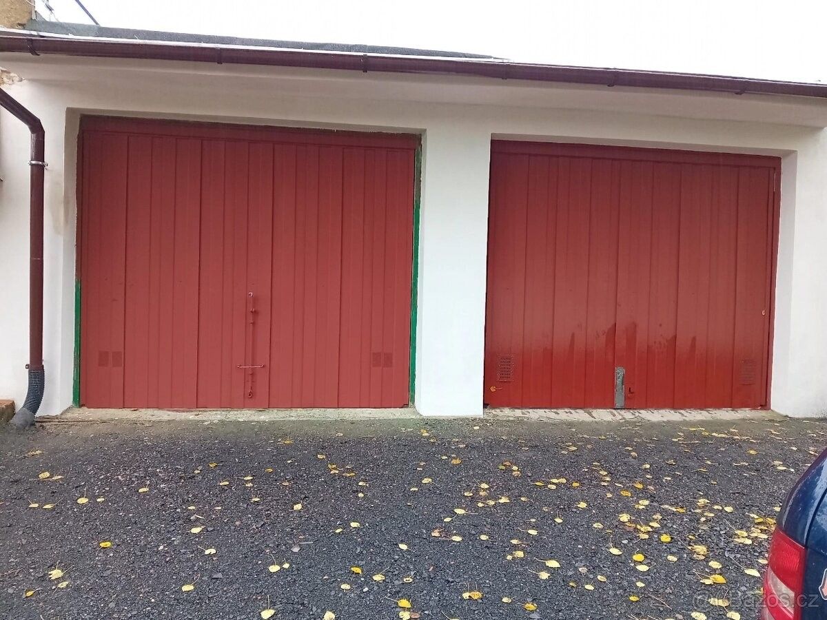 Garáže, Mikulášovice, 407 79