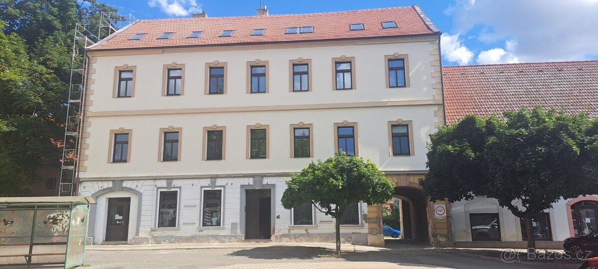 Byty, Lovosice, 410 02