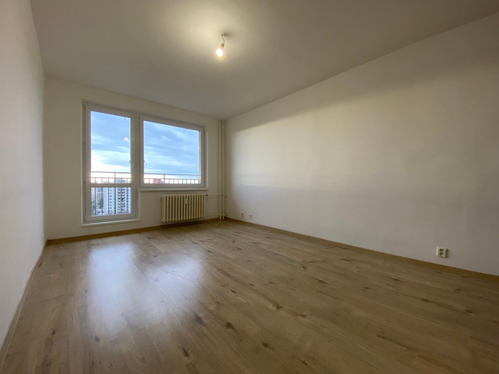 Pronájem byt 1+kk - Okružní, Orlová - Horní Lutyně, Moravskoslezský kraj, 28 m² - 2