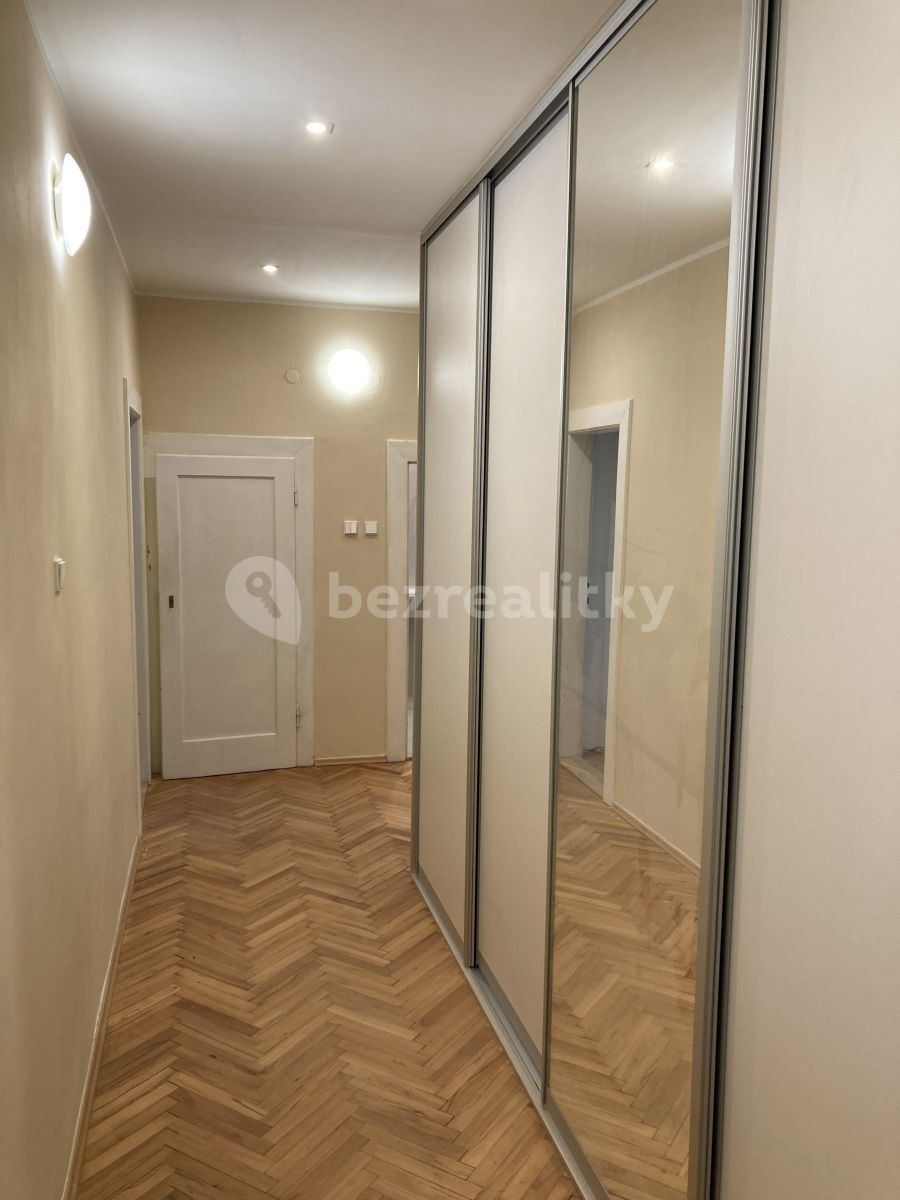 Pronájem byt 2+kk - Oblouková, Praha - Vršovice, 60 m² - 2