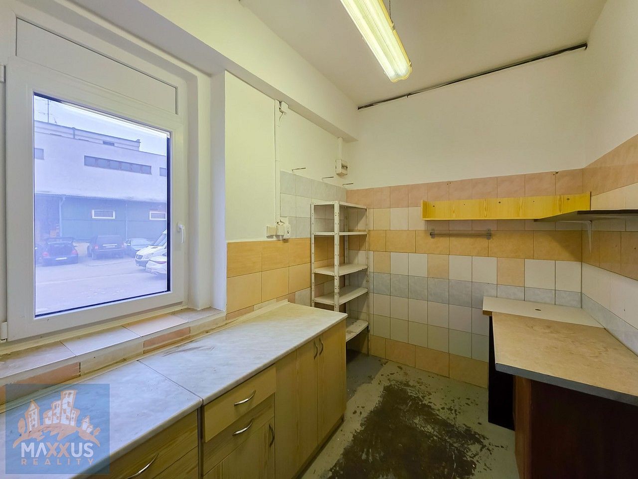 Výrobní prostory · 220 m² · Hostomice, okres Beroun, Středočeský kraj - 3