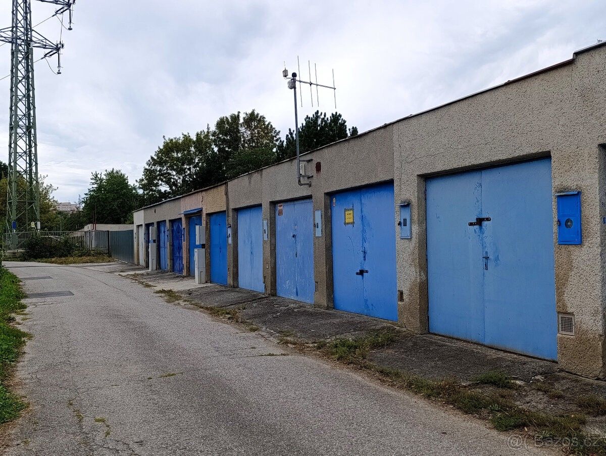 Garáže, Ostrava, 723 00 - 2