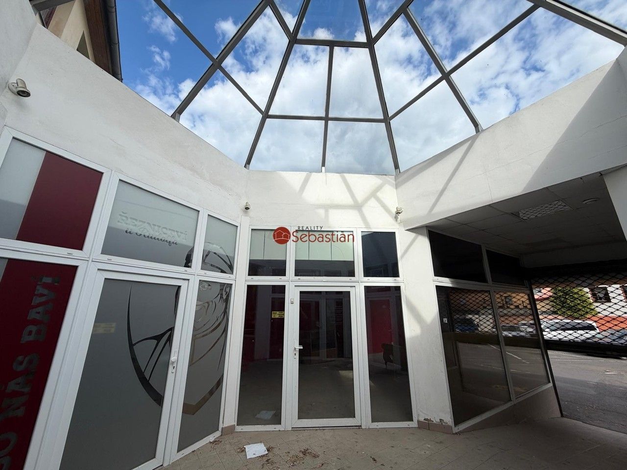 Kanceláře, náměstí Míru, Litvínov, 35 m² - 2