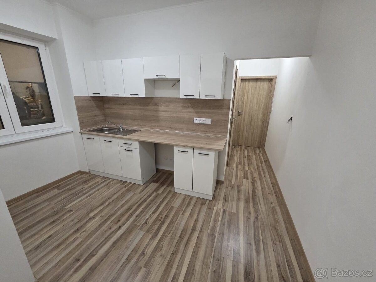 Byty, Černovice u Tábora, 394 94