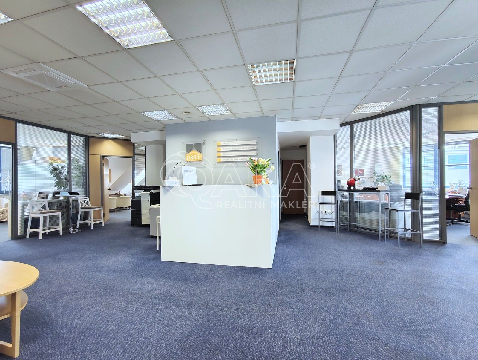 Pronájem kancelář - Hvězdova, Praha, 240 m²