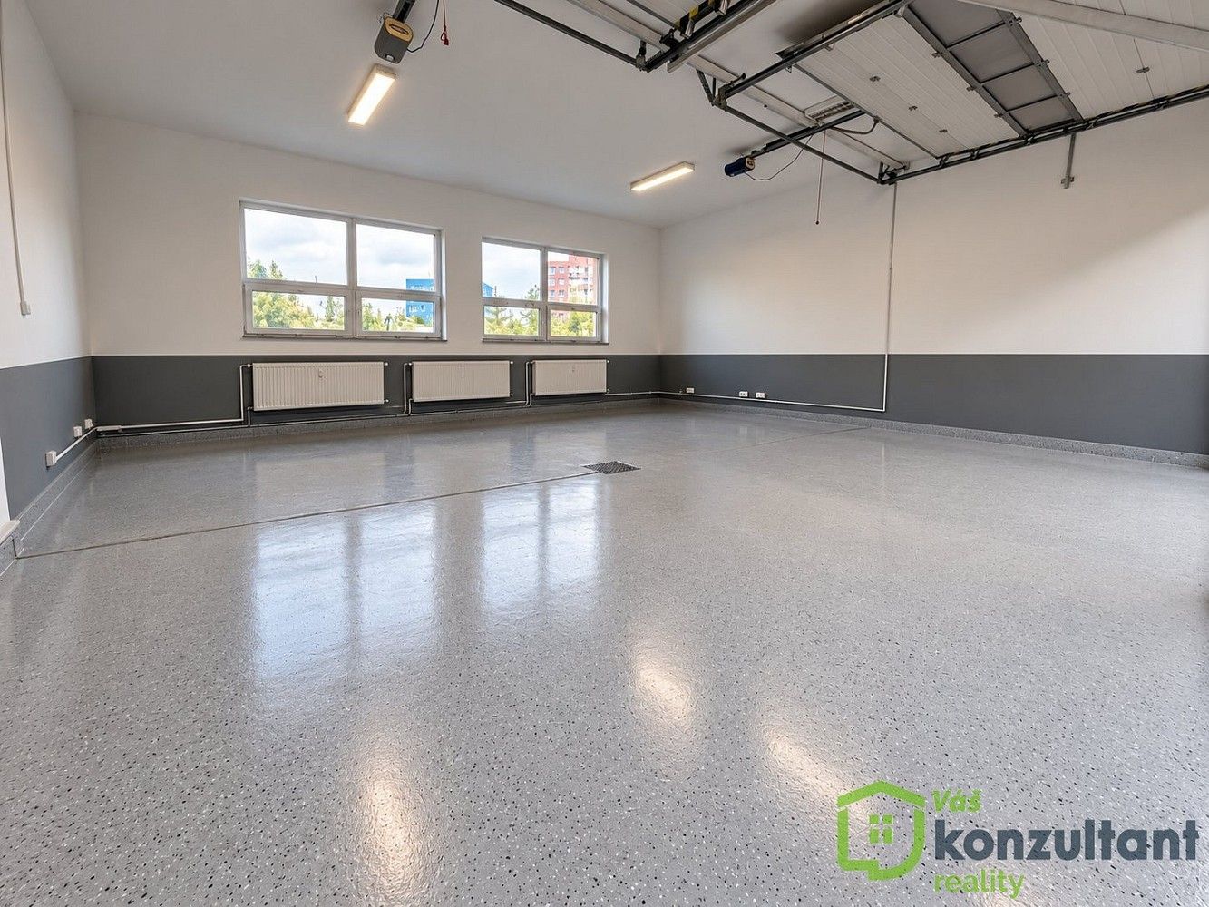 Sklady, Záhumenní, Kopřivnice, okres Nový Jičín, 109 m² - 2