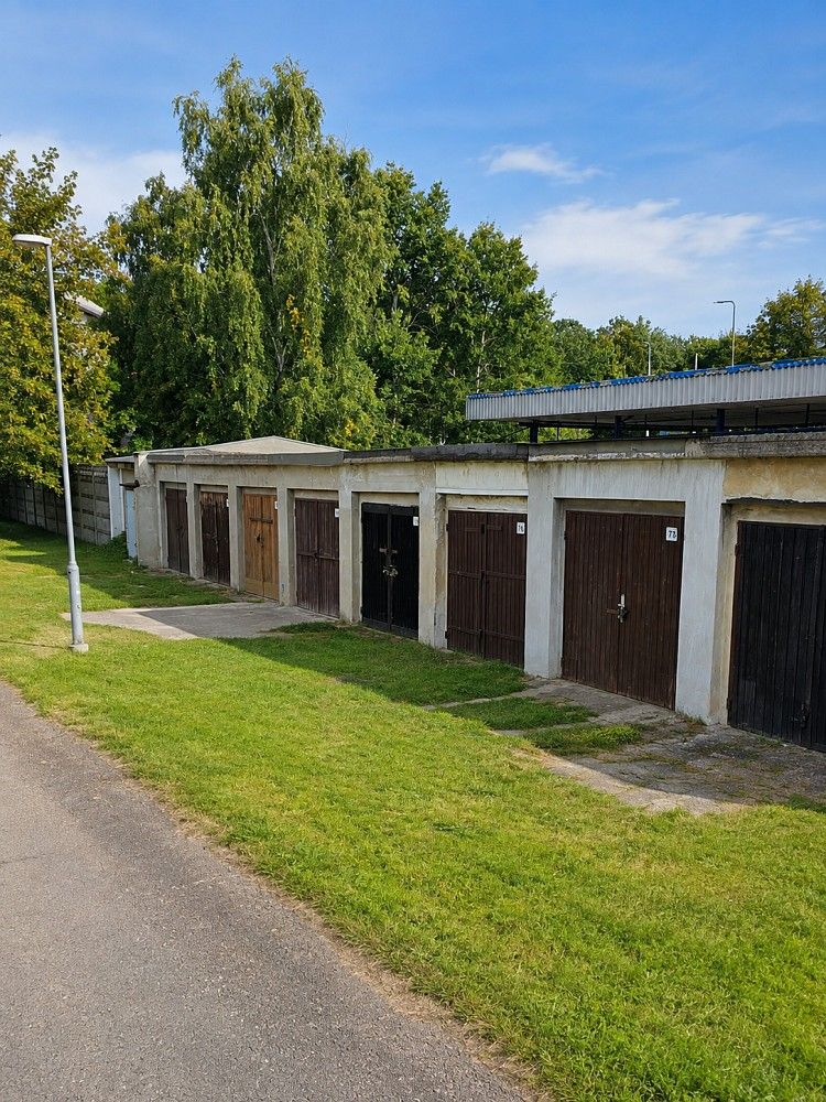Garáže, Litvínov, okres Most, Ústecký kraj, 28 m² - 2