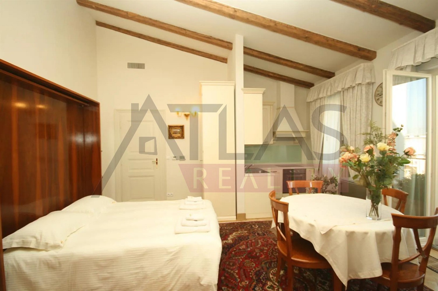 1+kk, Italská, Praha 2 - Vinohrady, 38 m²