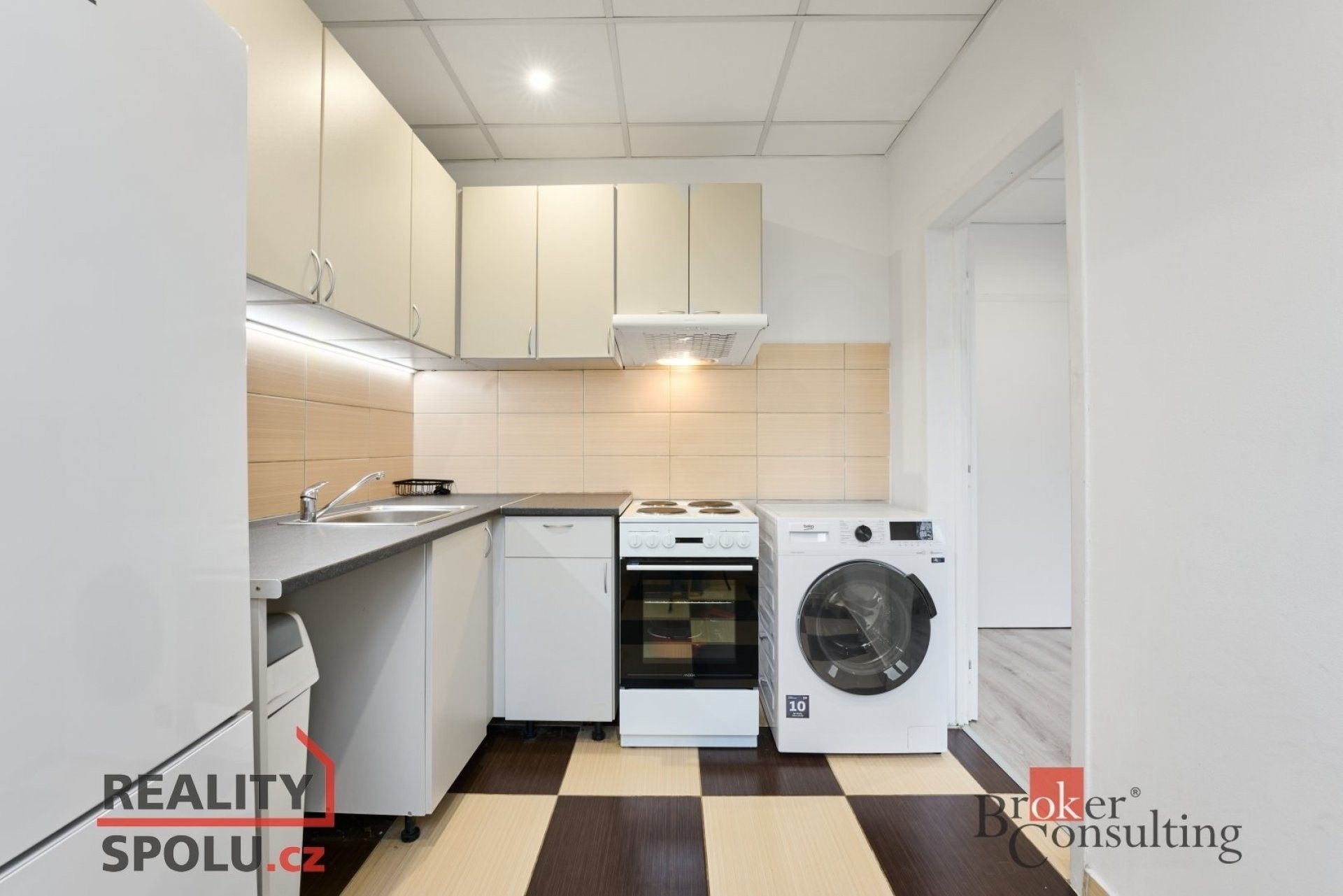 Prodej byt 2+1 - Jaromíra Matuška, Ostrava, 43 m²