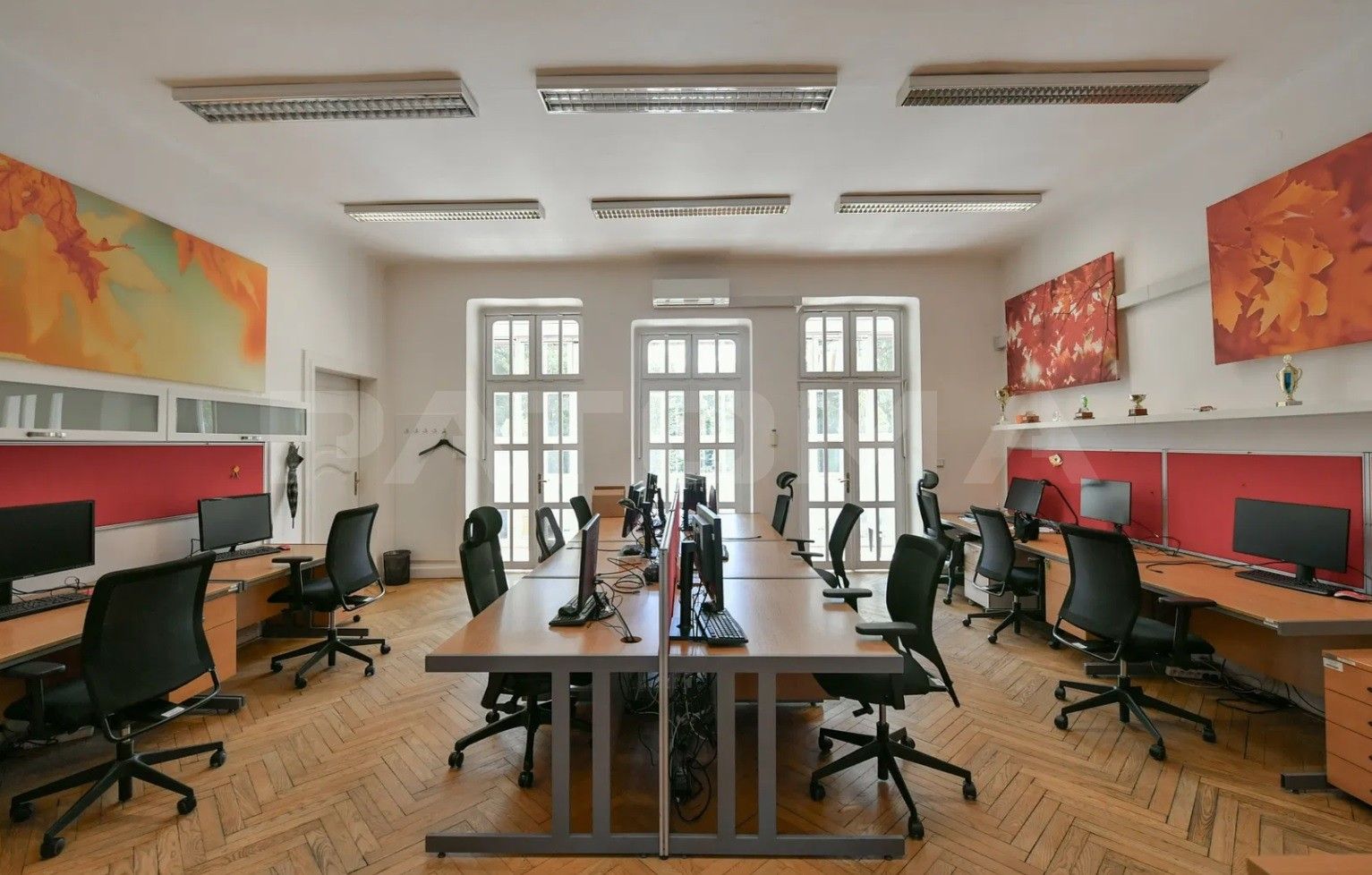 Pronájem kancelář - Tychonova, Praha, 800 m²