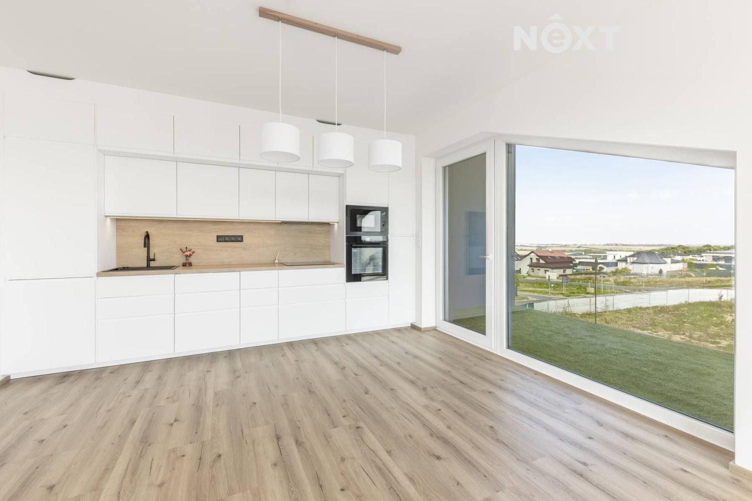 3+kk, Ke Kuchaři 1061, Vysoký Újezd, 87 m²