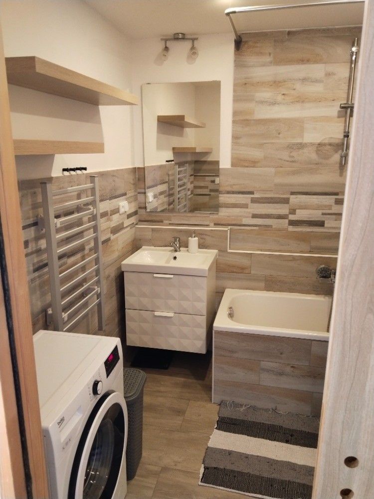 Prodej byt - Drmoul, 353 01