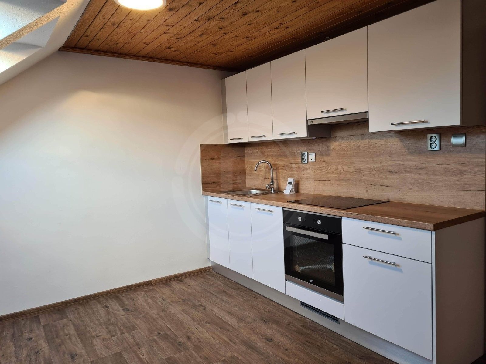 Pronájem byt 2+1 - Hornická 2320, Dobrá Voda u Českých Budějovic, 90 m²