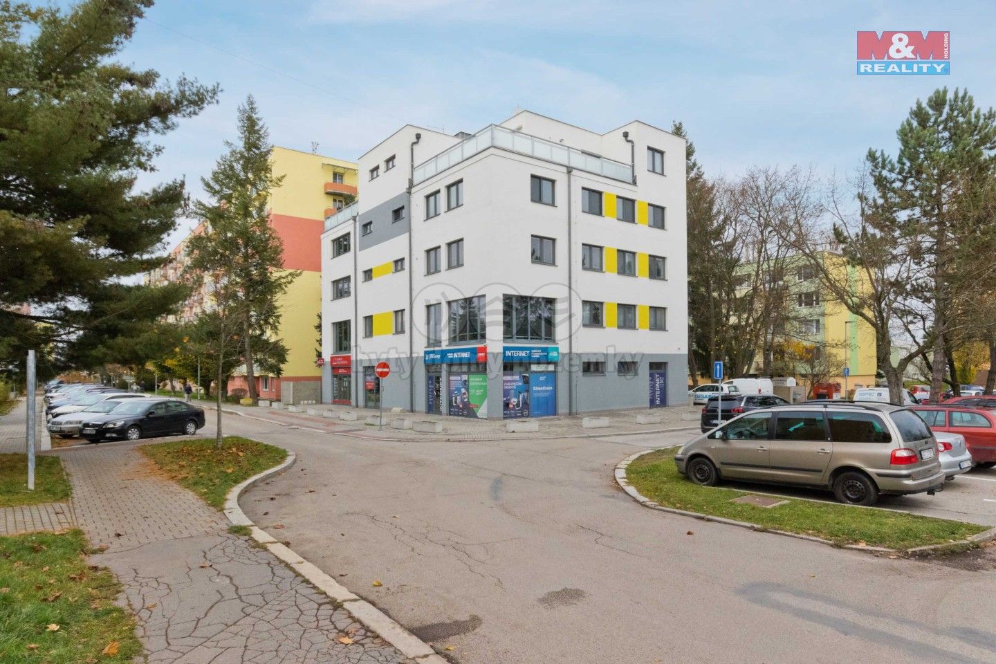 2+kk, sídliště U Nádraží, Jindřichův Hradec, 111 m²