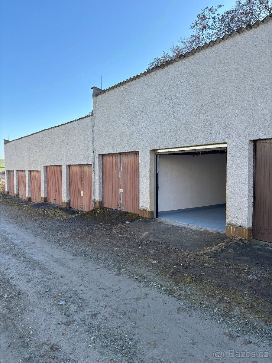 Garáže, Plzeň, 312 00