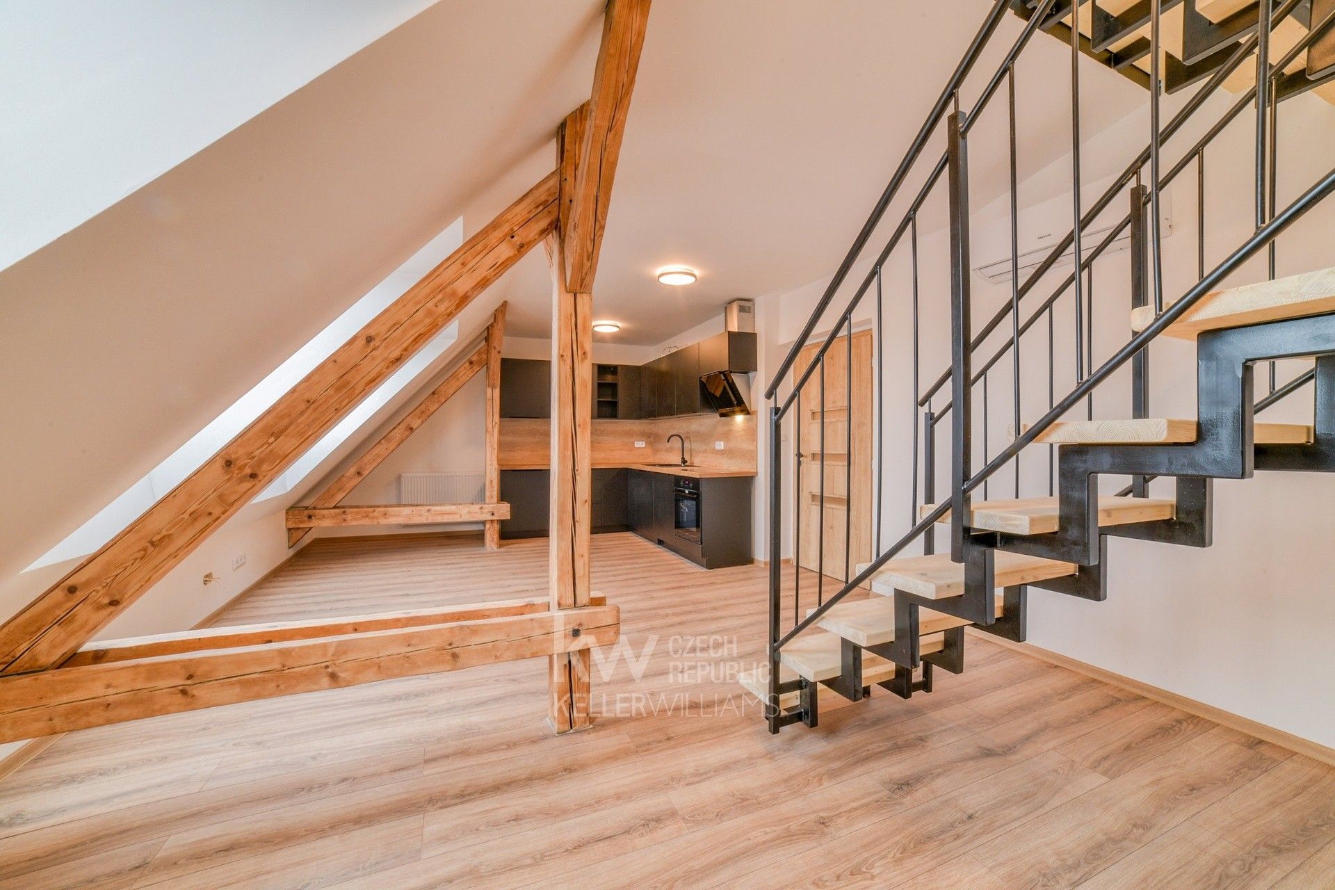 3+kk, 17. listopadu, Cheb, 72 m²