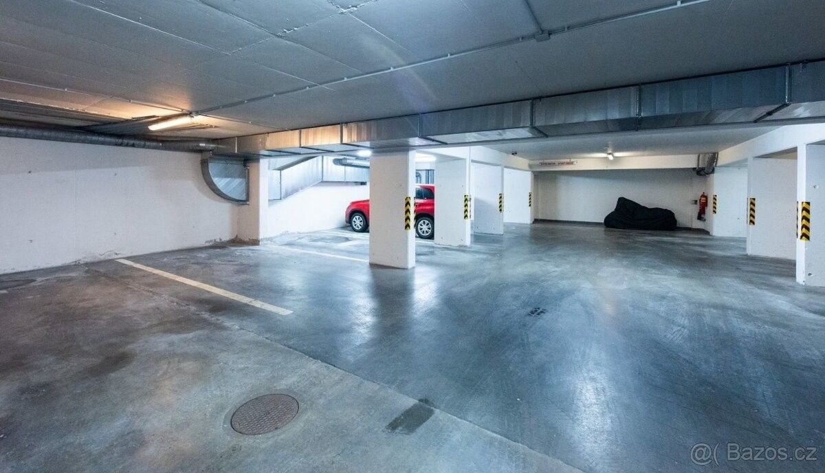 Pronájem garáž - Brno, 602 00