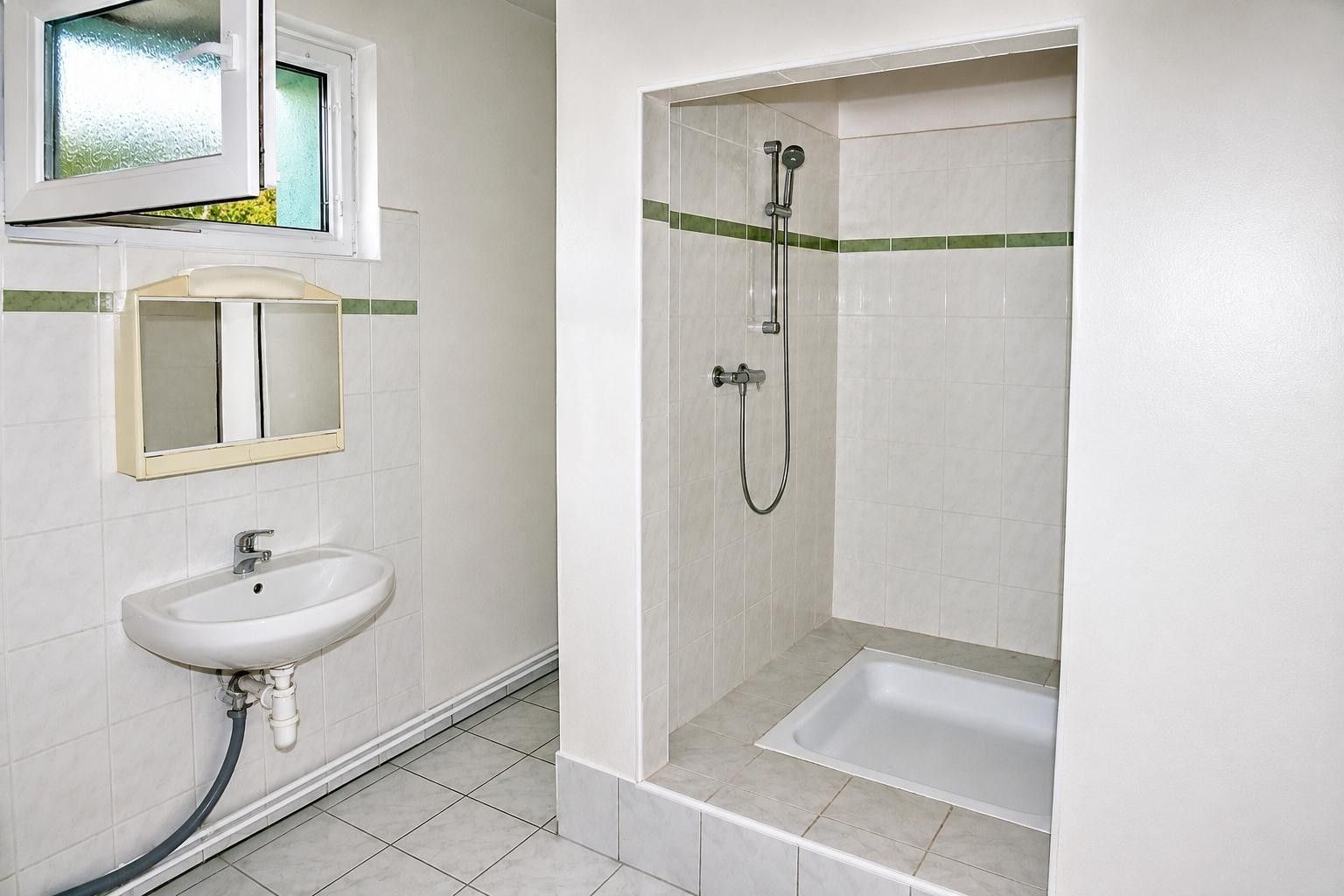 Prodej rodinný dům - Vintířov, 200 m² - 5