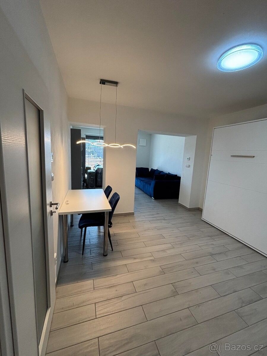 Byty, Jihlava, 586 01