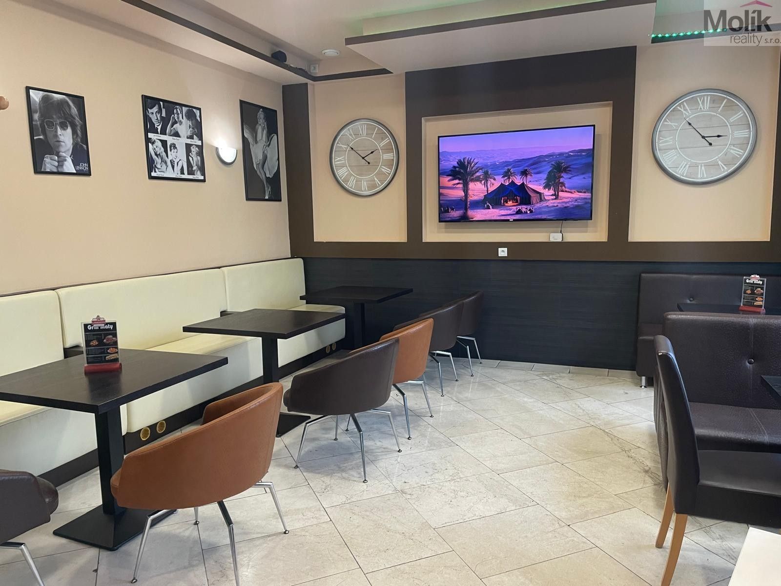 Restaurace · 98 m² · Benešovo náměstí, Teplice - 3