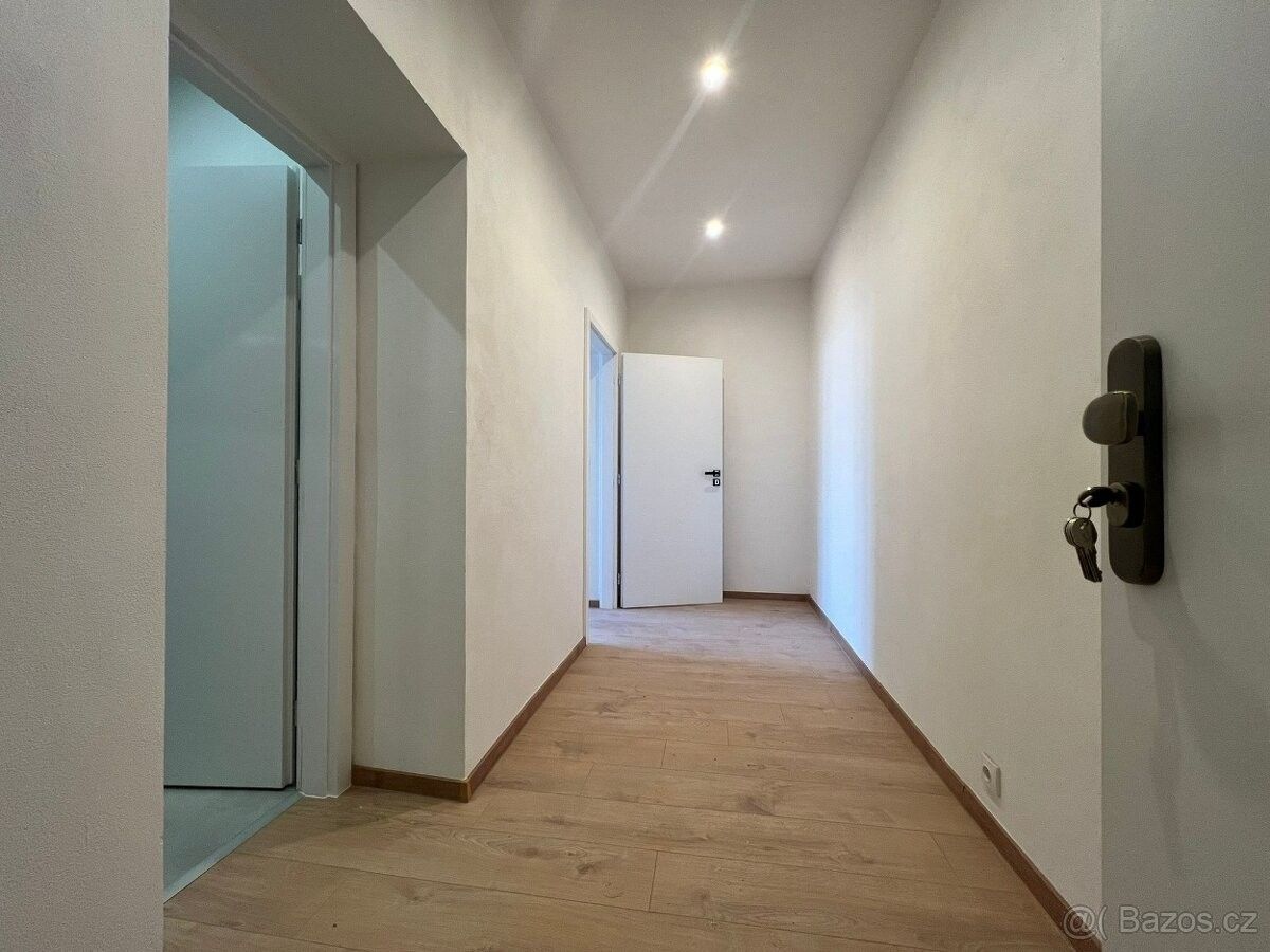 Pronájem byt - Chomutov, 430 01