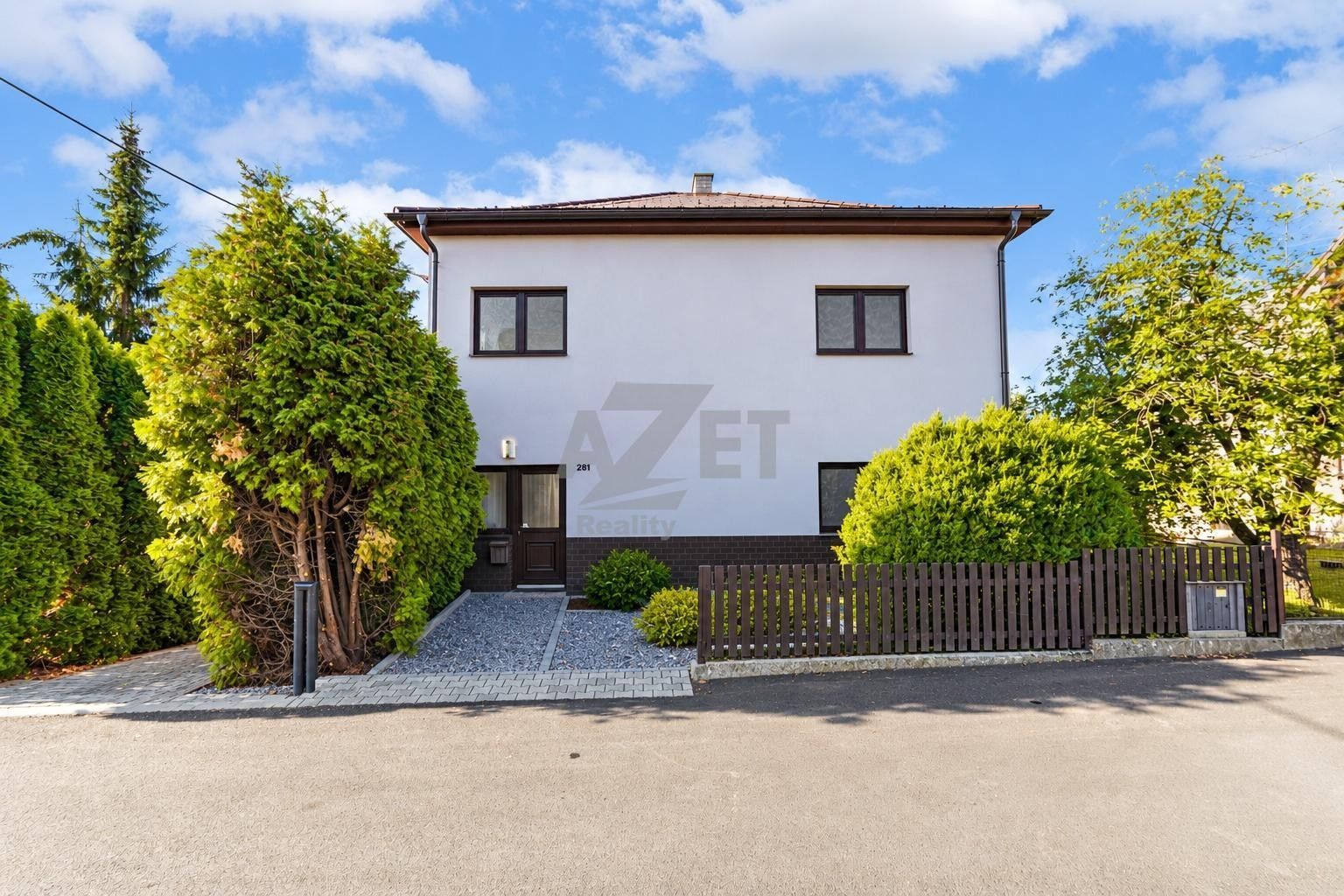 Prodej rodinný dům - Sadová, Velká Polom, 420 m² - 2