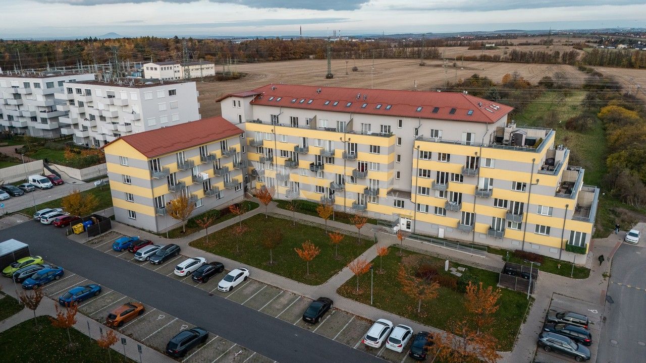 1+kk, Jaroslava Holečka, Kladno, 33 m²