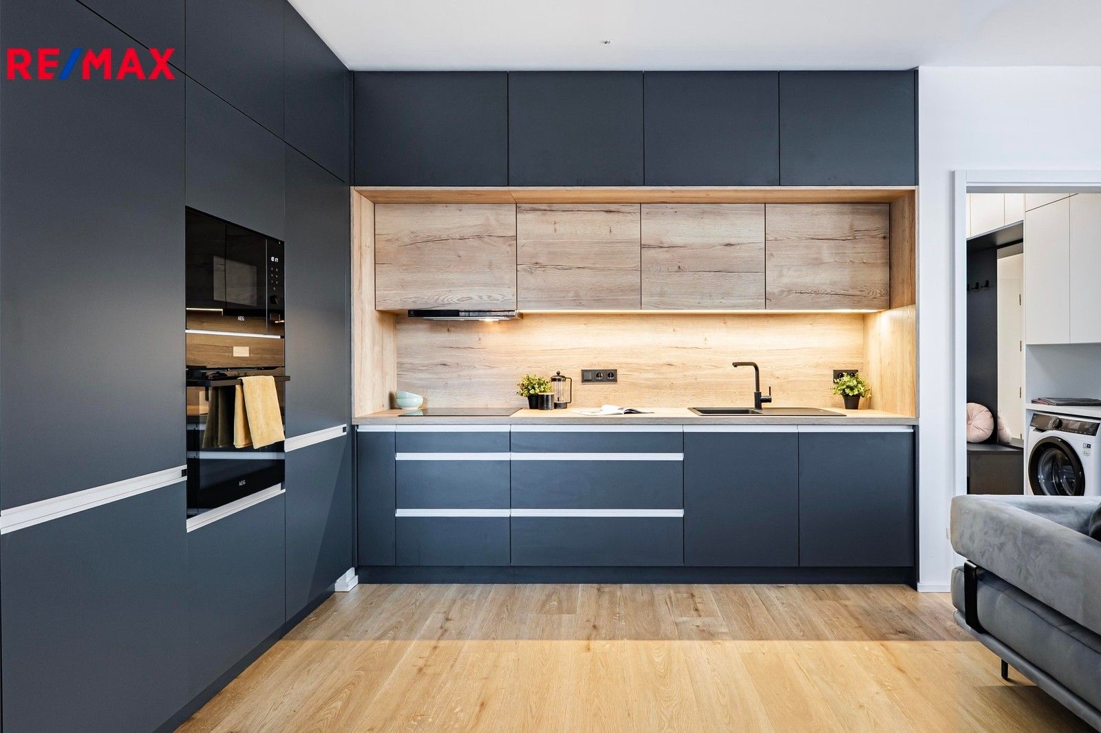 Prodej byt 2+kk - Hasilova, Praha, 52 m²