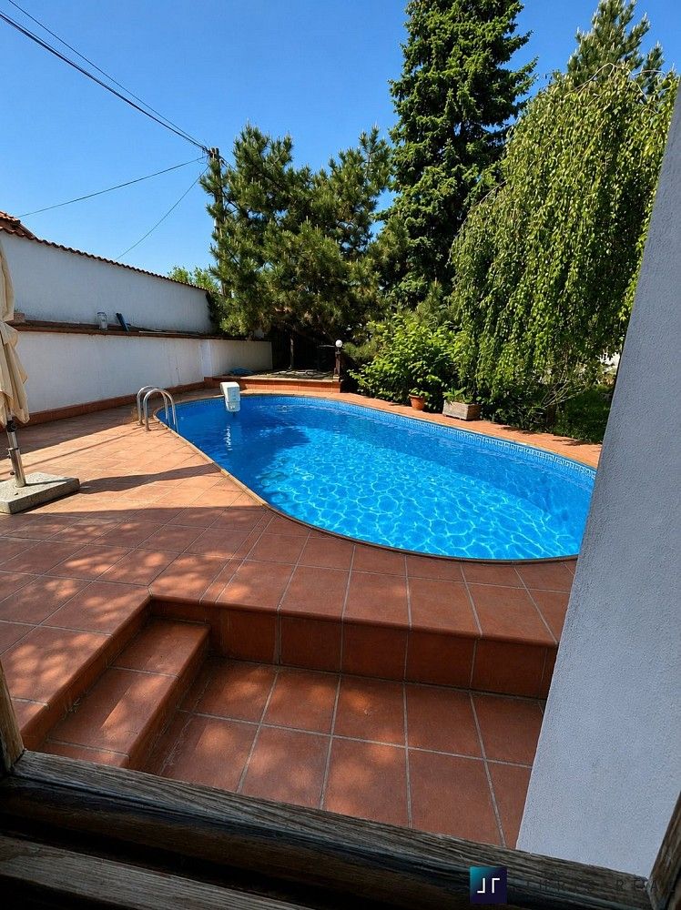 Rodinný dům · 250 m² · Praha - Benice, okres Praha 22, Hlavní město Praha - 3