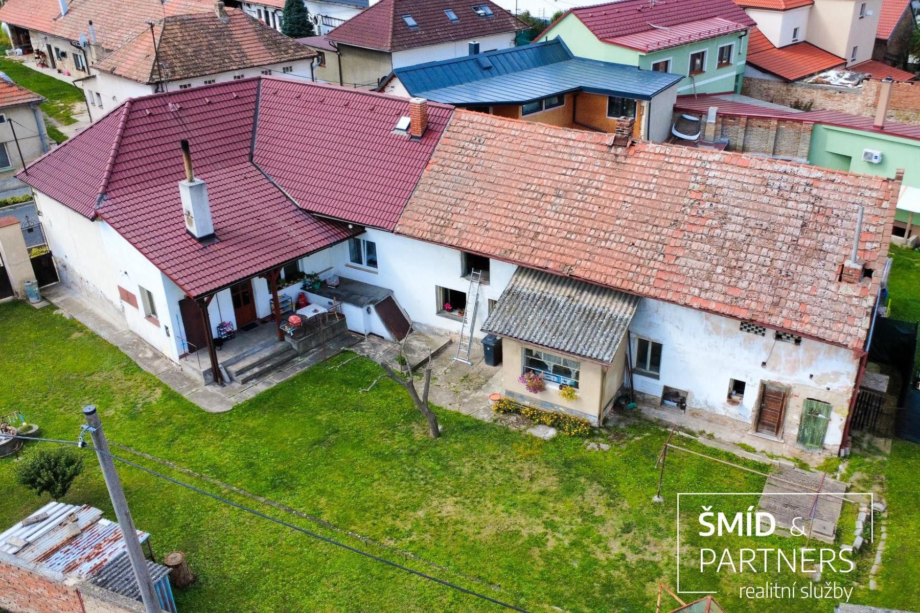 Prodej rodinný dům - Chrást, 175 m² - 1