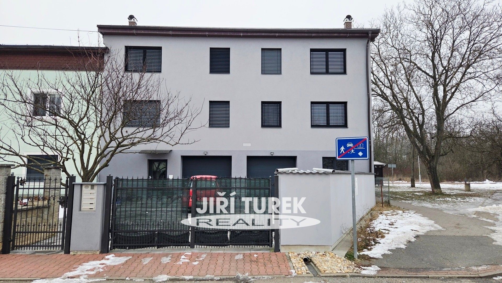 Pronájem byt 2+kk - Toužimská, Praha, 46 m²