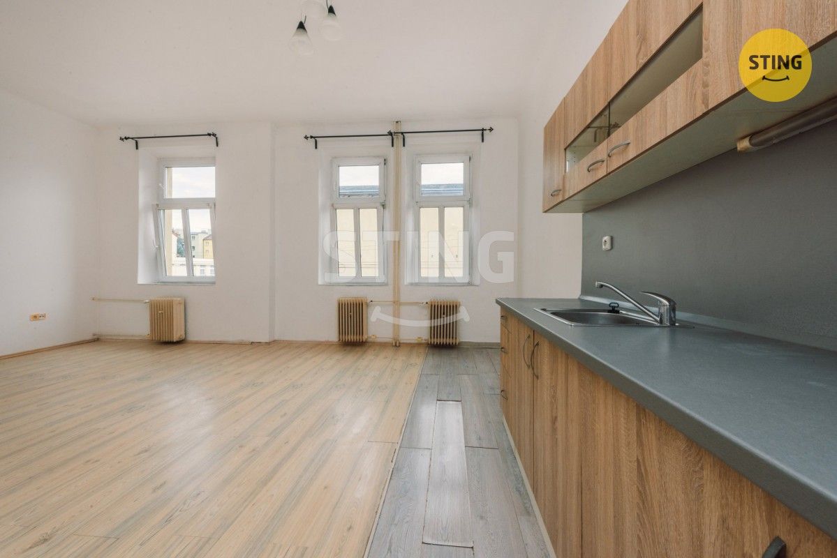 2+kk, Jana Palacha , Pardubice Zelené Předměstí, 67 m² - 2