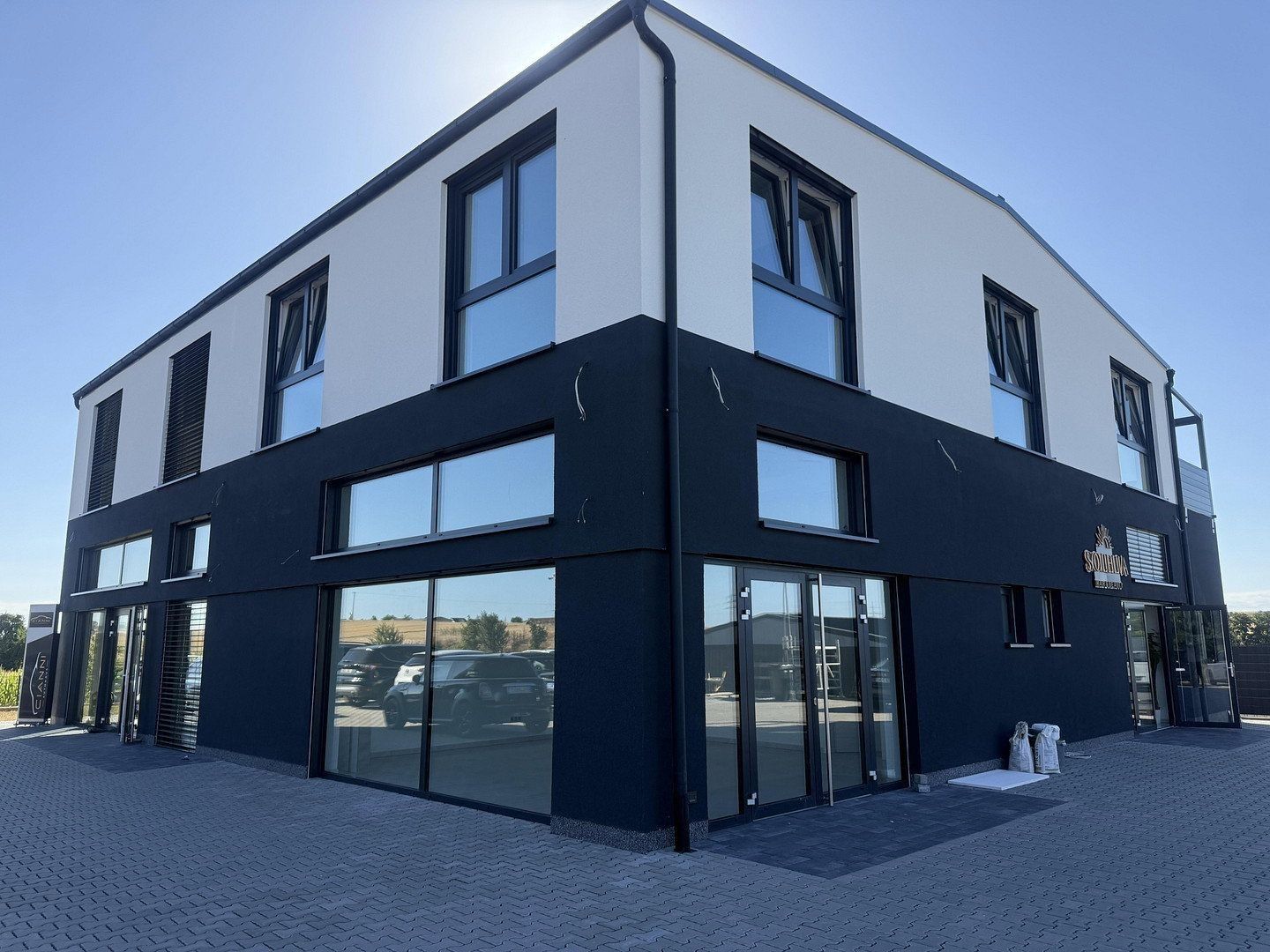 Obchodní prostory, Am Römerhof 16, , Hessen, 40 m² - 1