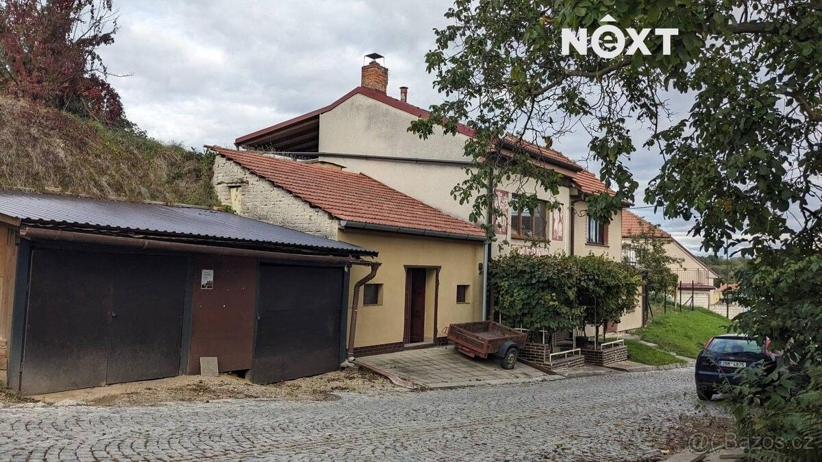 Rodinné domy, Čejkovice, 696 15