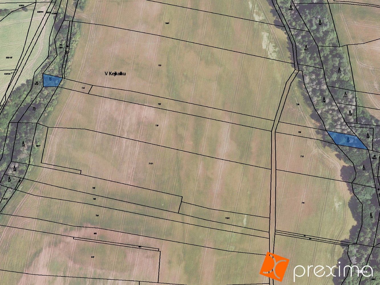 Les, 370 m²