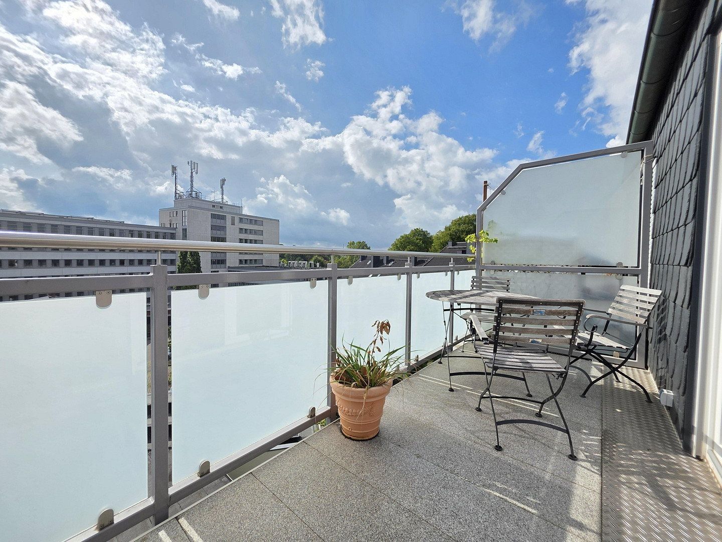 2+kk, Michaelstr. 4-6 Essen-Südostviertel Südostviertel Nordrhein-Westfalen 45138, 61 m² - 1