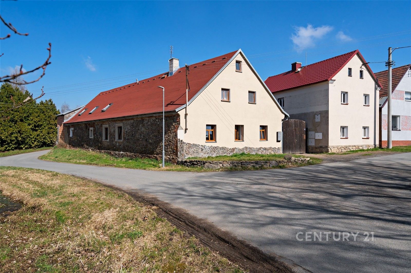 Prodej činžovní dům - Týnec, Planá, 398 m²