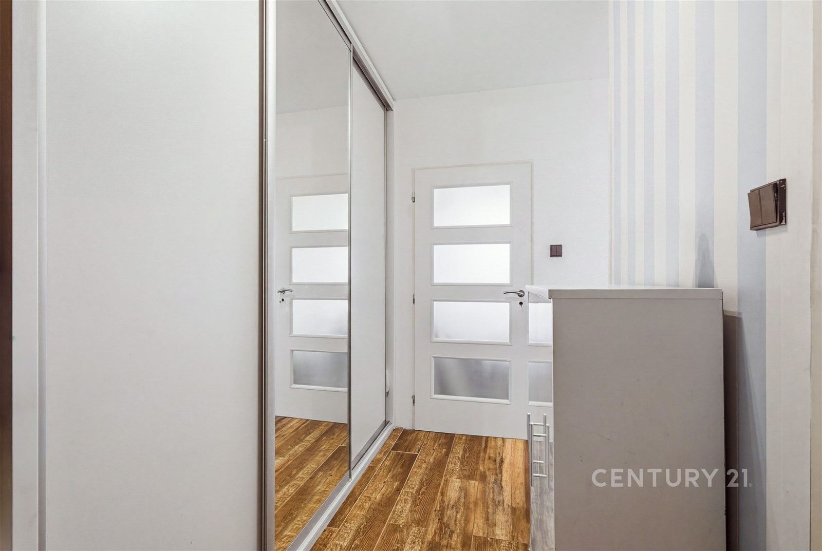 Prodej byt 2+kk - Jerevanská 2589, Kladno Kročehlavy, 45 m² - 5