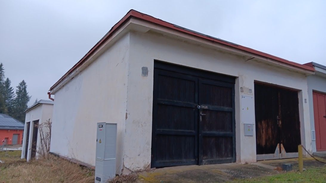 Garáže, Prachatice, 383 01