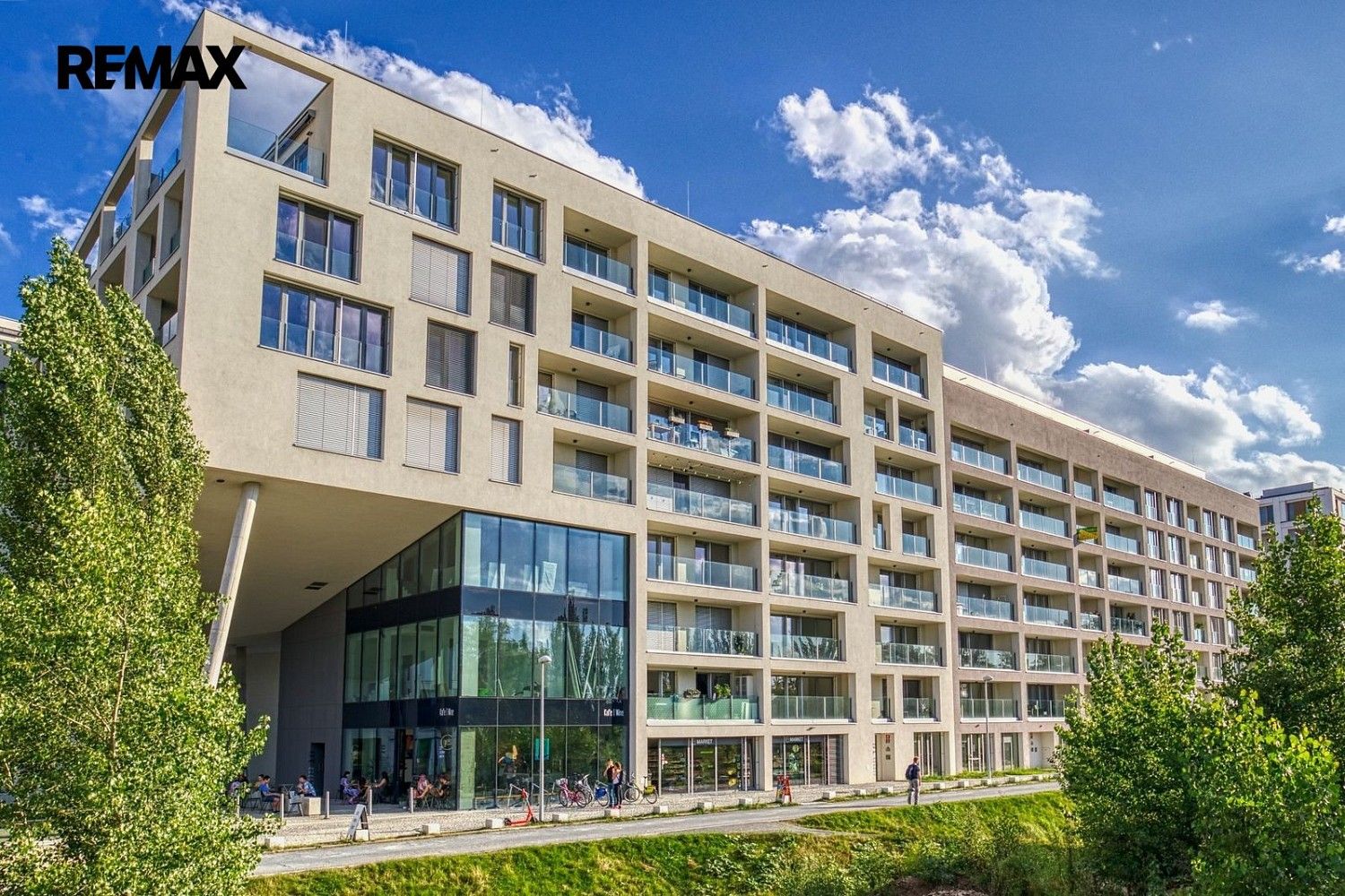 4+kk, Praha - Karlín, okres Praha 8, Hlavní město Praha, 104 m² - 1